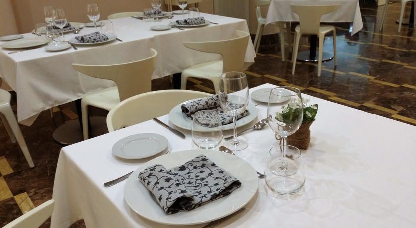 Hotel Ciudad De Касорла Екстер'єр фото